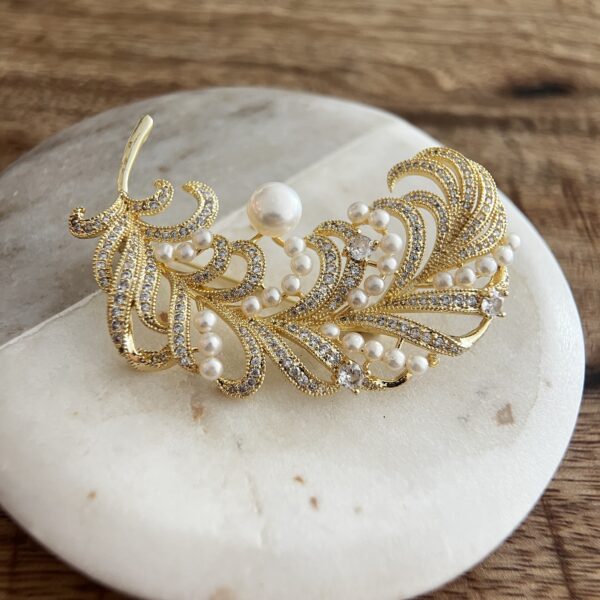 Brooch 4 - Image 2