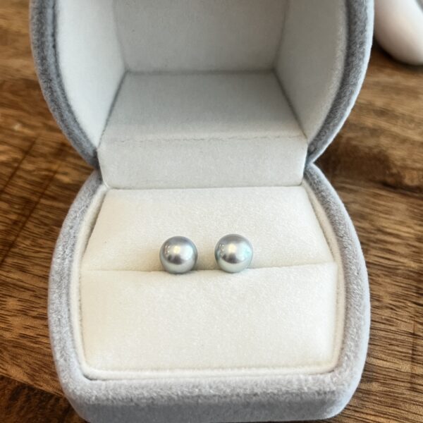 Earrings 6 (6mm) - Image 2