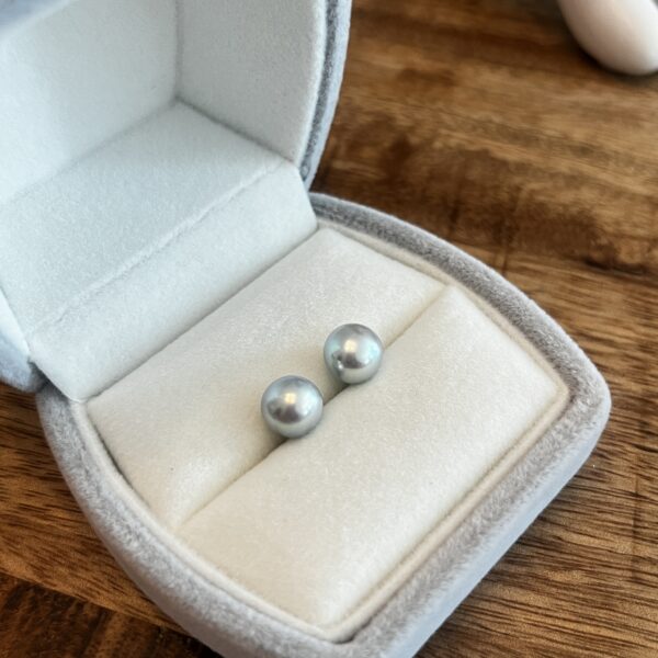 Earrings 6 (6mm) - Image 3