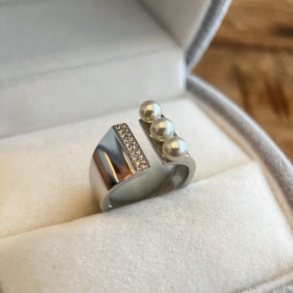 Ring 5 (2-3mm Akoya) - Image 2