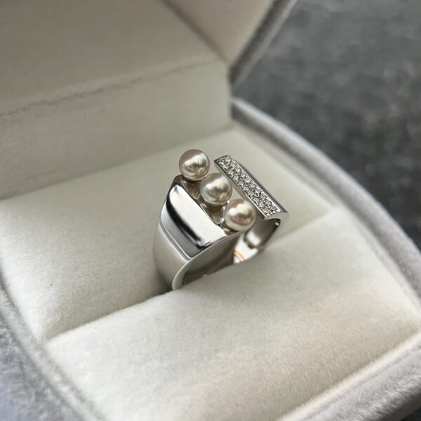 Ring 5 (2-3mm Akoya)