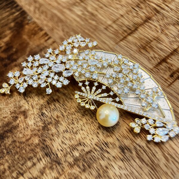 Brooch 2 - Image 3