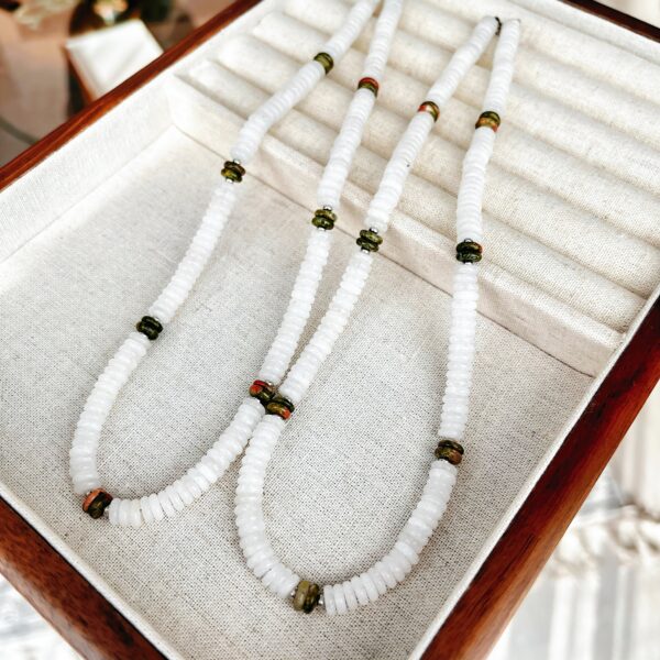 Accessories 28 - Image 2