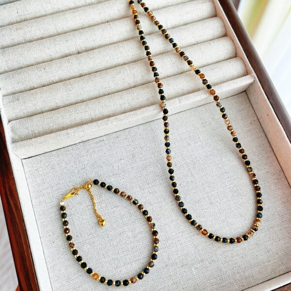 Accessories 30