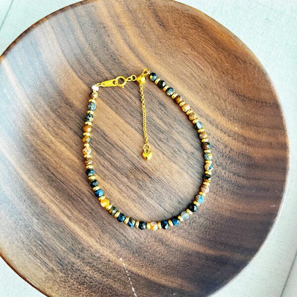 Accessories 30 - Image 3