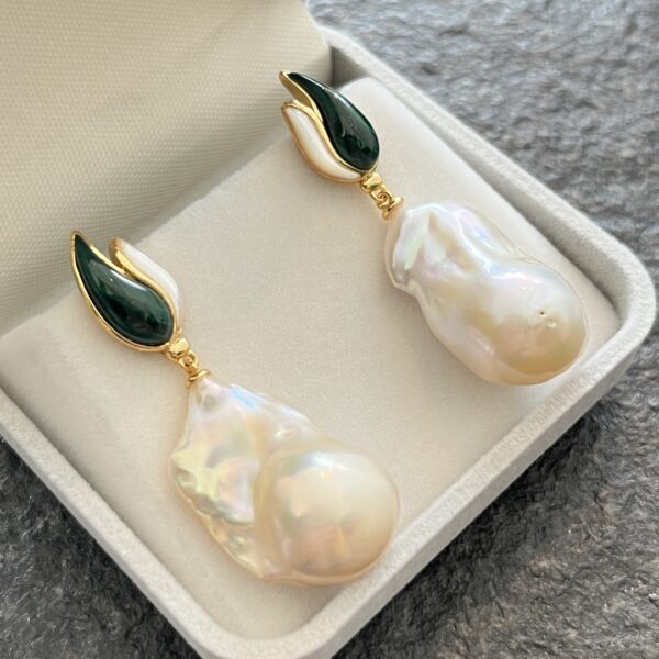Earrings 25 - Image 2