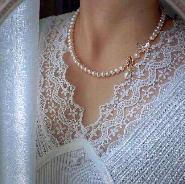 Necklace 34 - Image 3